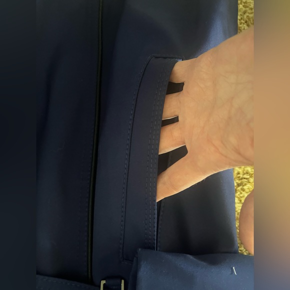 Chic and Stylish Fully lined button up belted raincoat - Picture 7 of 9